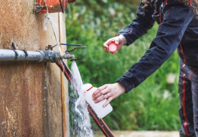 Analyse de la qualité de l'eau des puits, forages et sources